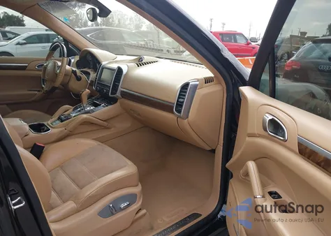 2013 Porsche Cayenne Gts из США, поврежденный, VIN WP1AD2A21DLA76415